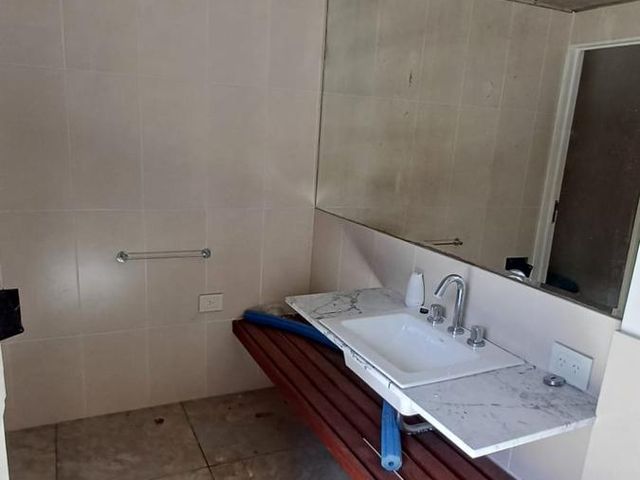 place photo 100