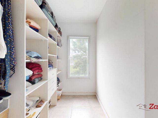 place photo 55
