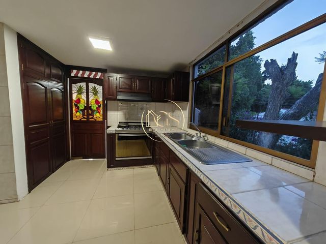 place photo 66