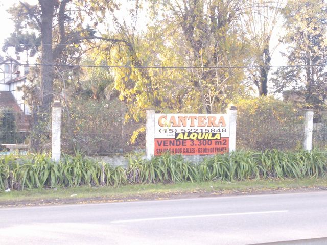 CASAQUINTA SOBRE ACCESO OESTE