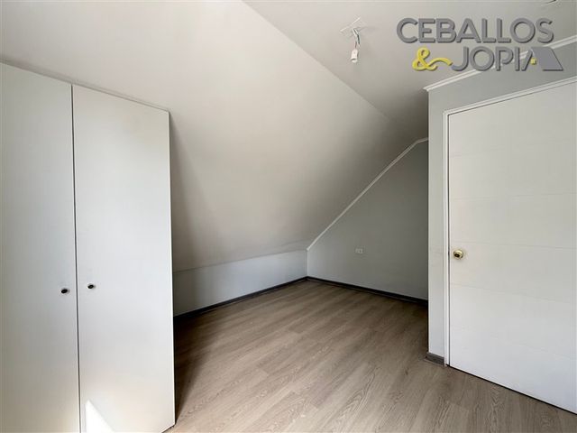 place photo 48