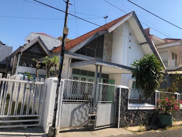 Rumah Lama Terawat di Rangkah Selangkah ke Kapas Krampung
