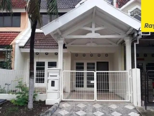 Rumah SHM Disewakan Siap Huni Di Pantai Mentari, Surabaya