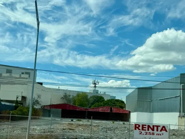TERRENO COMERCIAL CONTRY MONTERREY RENTA