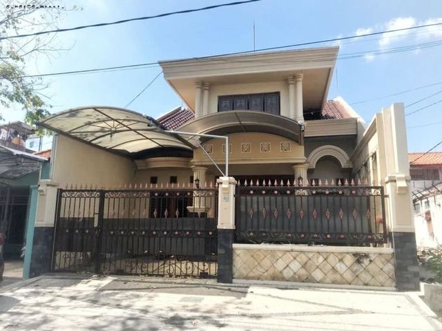 Rumah Pucang PLN 3.500 watt, Strategis
