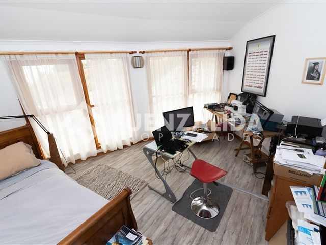 place photo 32