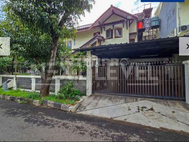 Dijual Rumah di Permata Buana Tipe Hook LT 15m x 20m Hadap Timur Selatan