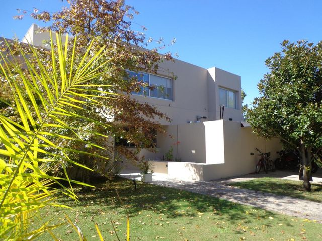 place photo 33