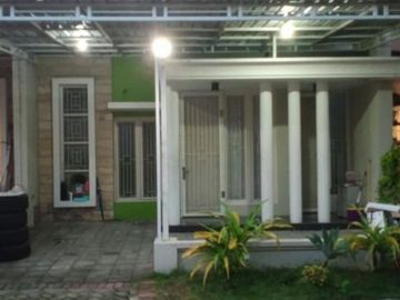 Rumah di Perumahan Wisata Semanggi
