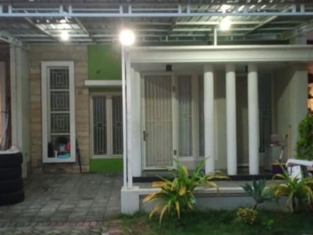 Rumah di Perumahan Wisata Semanggi