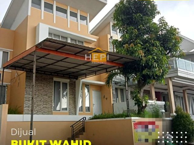 6 Bedroom House for sale