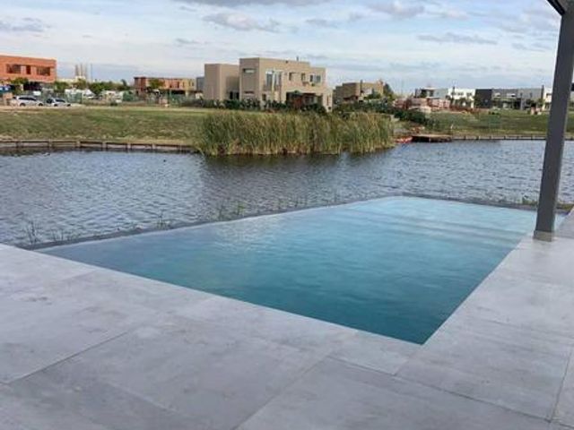 place photo 46