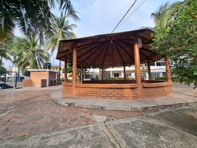 place photo 24