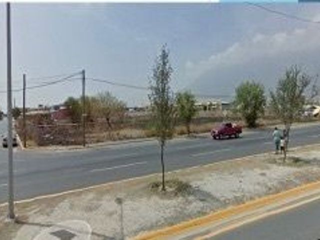 TERRENO COMERCIAL EN RENTA EN SOLIDARIDAD