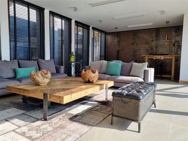 place photo 44
