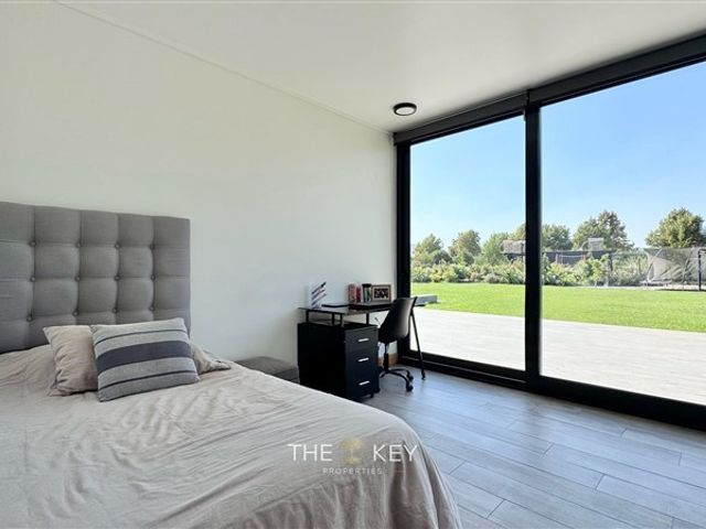 place photo 52