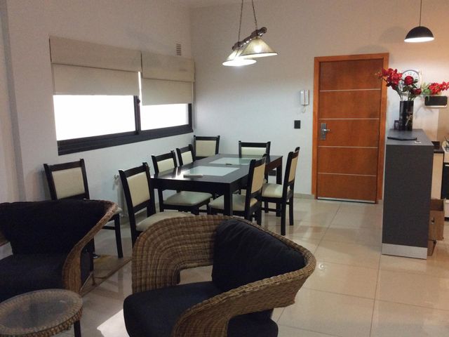 Depto en Alquiler Anual Completamete Amoblado de 2 Dormitorios