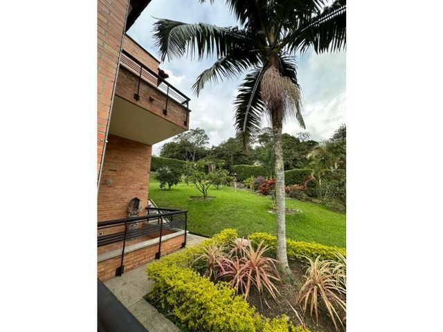 place photo 53