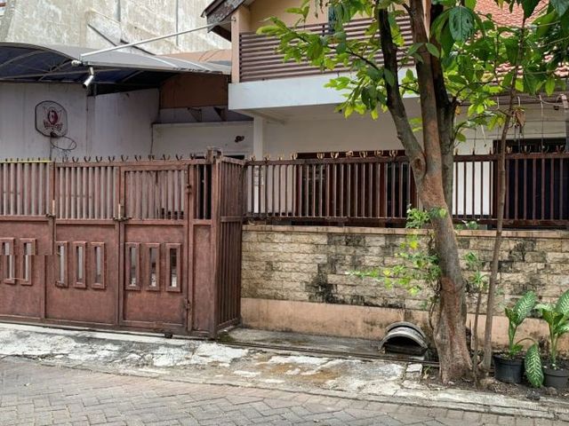 Rumah disewa Darmo permai selatan