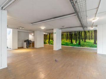 place photo 21