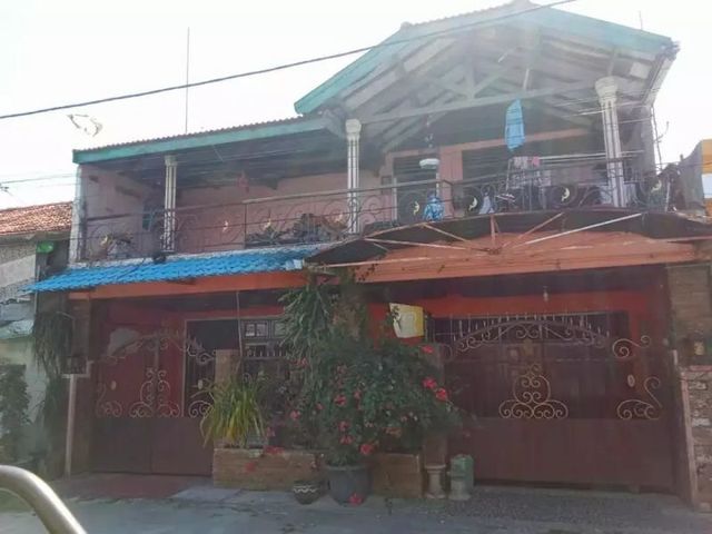 Rumah Pusat Kota Taman Dupak Baru Surabaya