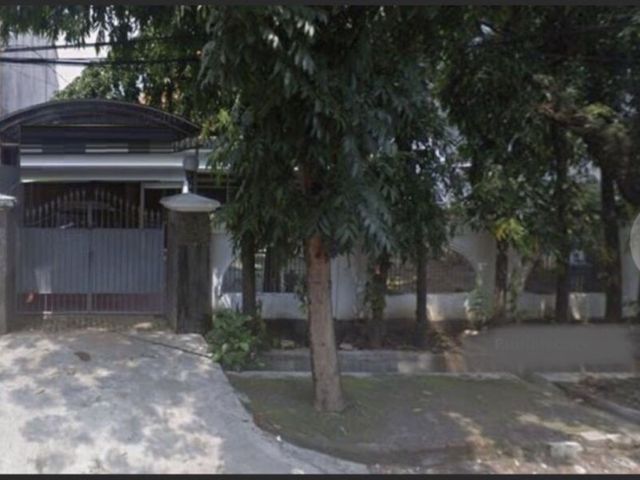 Rumah dijual pusat kota di Tumapel Surabaya