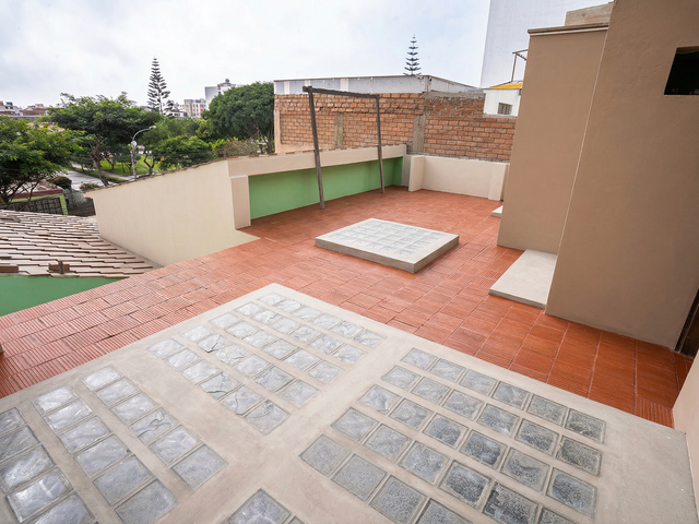 place photo 34