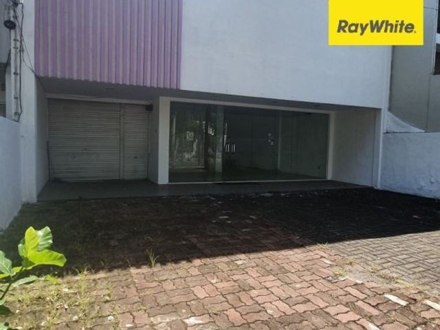 Disewakan Rumah di Jalan Kartini, Surabaya