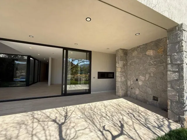place photo 34