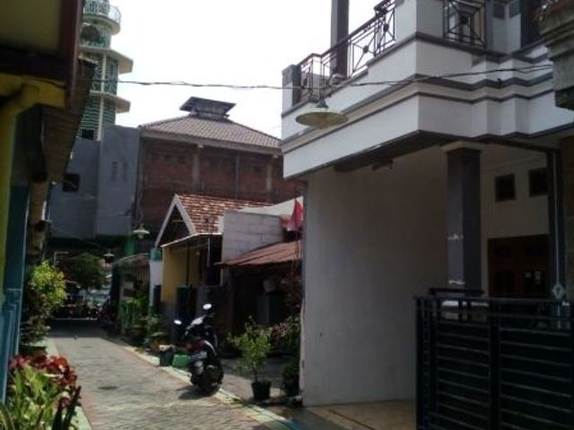 DiJual Rumah 2 lantai ,daerah Balongsari