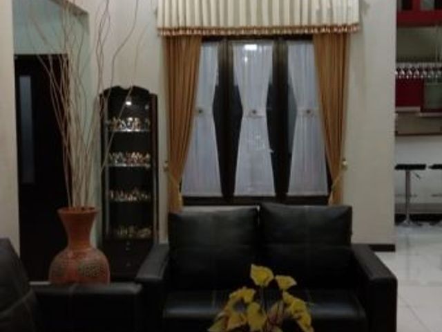 Dijual Rumah 2 Lantai di King Safira Sidoarjo
