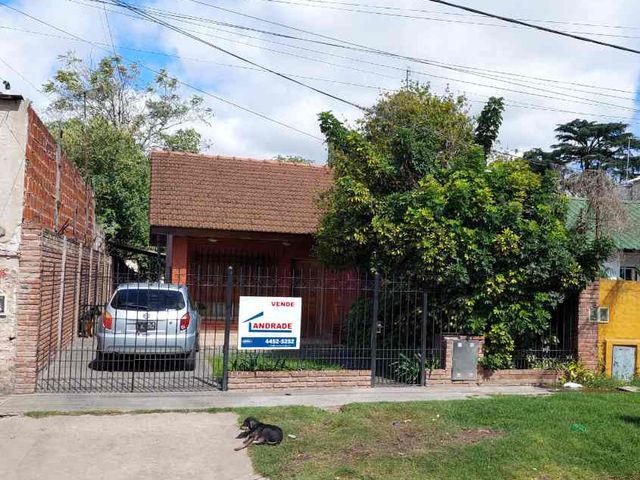 Casa en venta en Parque Quirno