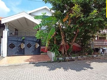 Disewakan Rumah Bangunan 2 Lantai Di Jl. Ketintang Permai Selatan