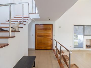 Excelente Casa en Venta Yerba Buena