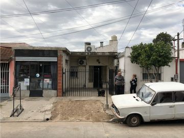 CISNEROS 5134, entre Segundo Sombra y de Los Incas, Isidro Casanova
