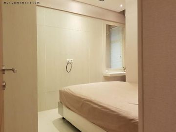 Apartment Gunawangsa Tidar NEW FURNISH VIEW POOL
