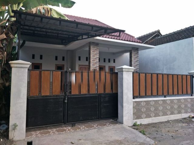 Dijual rumah di Gawanan Colomadu
