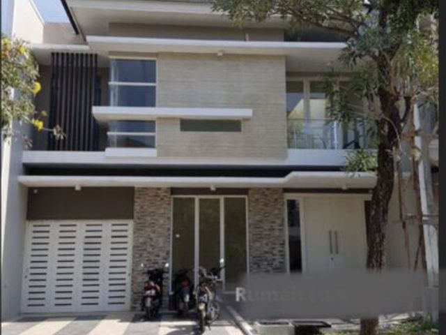 Rumah baru gress di Pakuwon City Surabaya