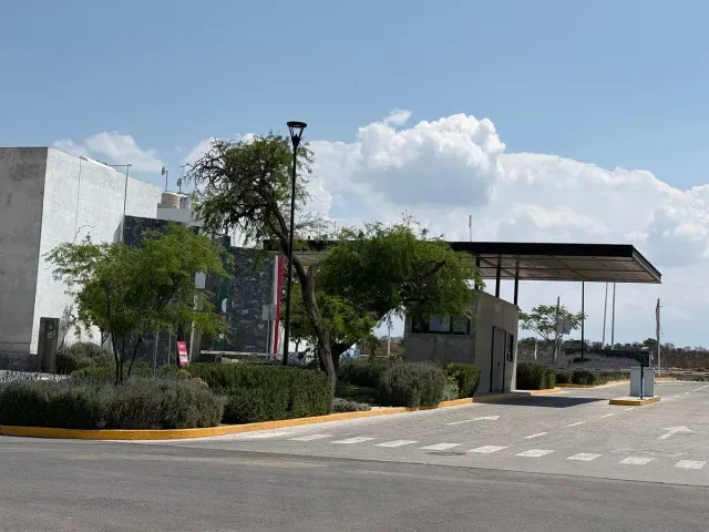 place photo 21