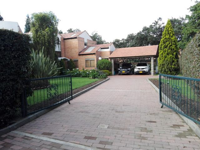 place photo 24