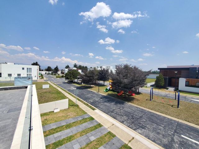 place photo 39