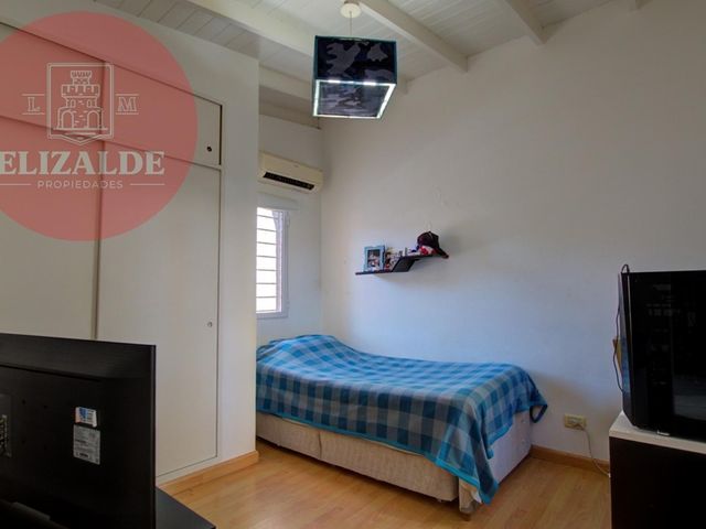 place photo 38
