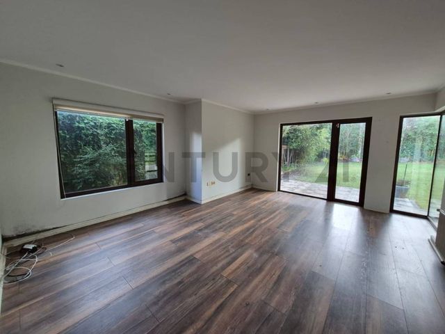 place photo 68