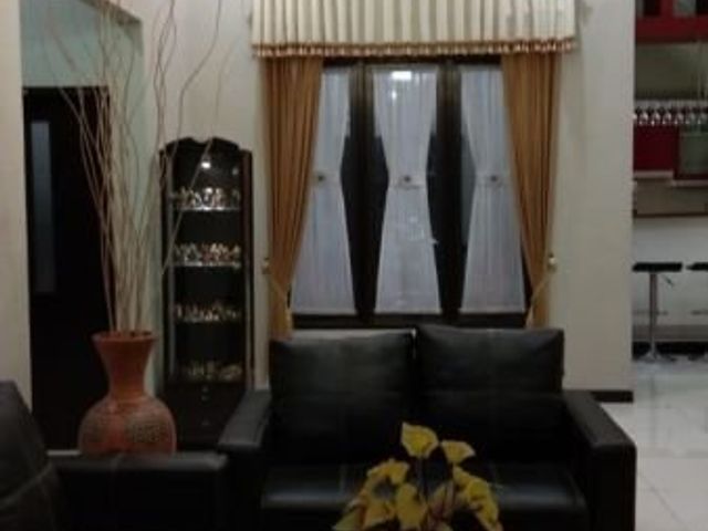 Dijual Rumah 2 Lt di King Safira Sidoarjo