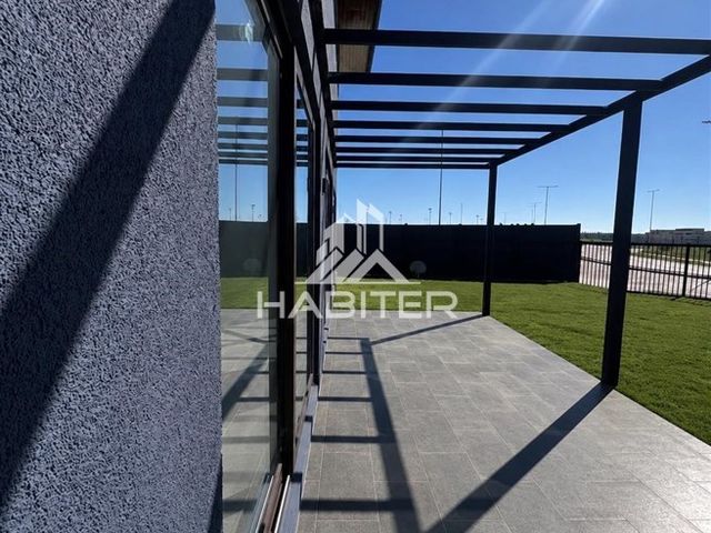 place photo 67