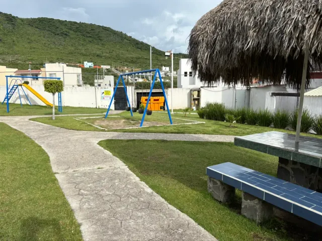 place photo 18