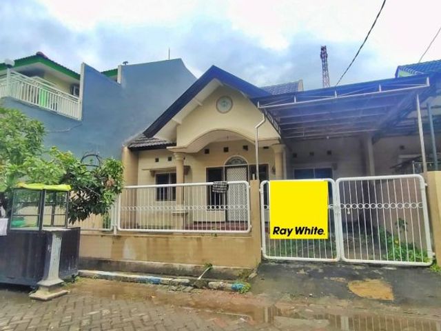 RUMAH DIJUAL *Lokasi di Taman Pinang, Sidoarjo kota.*