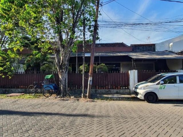Rumah Manyar Kertoarjo STRATEGIS