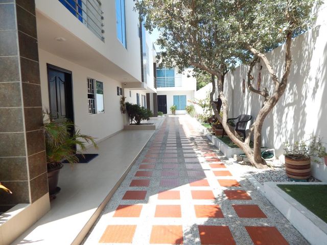 place photo 24
