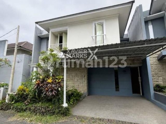 Rumah Terawarat 2 Lantai SHM bisa KPR di Lembah Dieng, Malang
